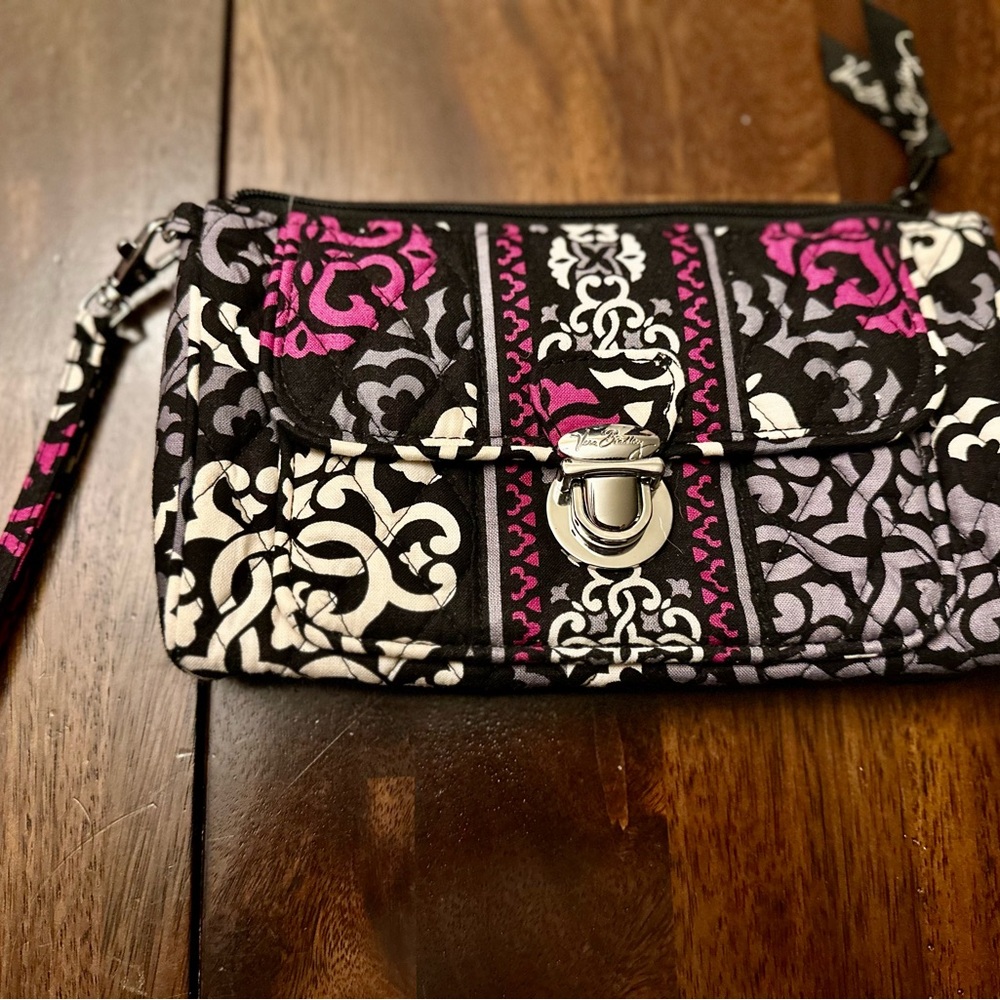 Vera Bradley Canterberry wristlet